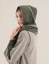 Reversible hooded scarf in 2 coloured jacquard